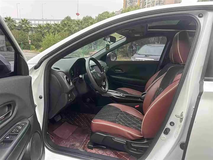 Фото 4 - Honda XR-V