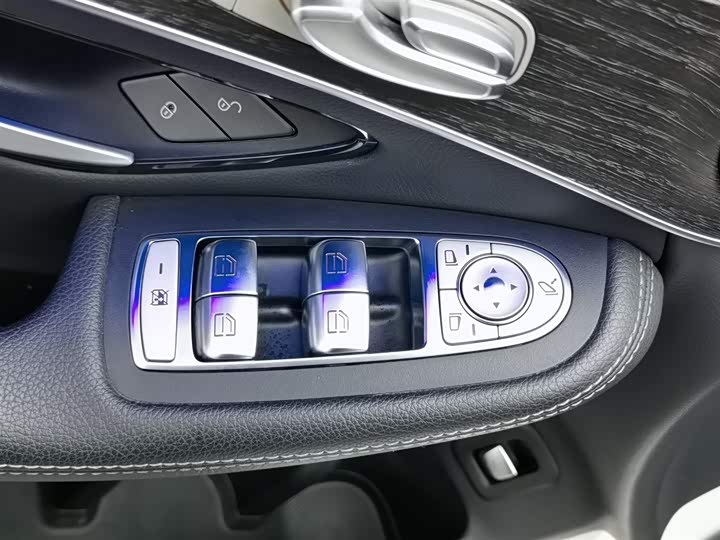 Фото 9 - Mercedes-Benz GLC-Class Coupe