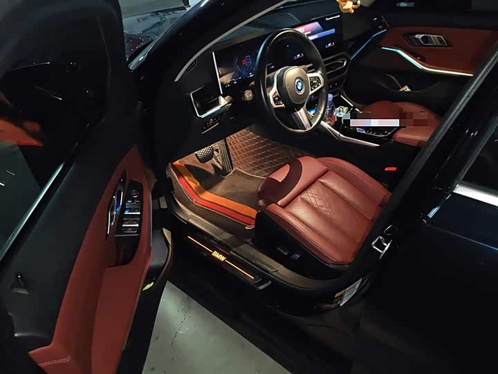 Фото 14 - BMW i3