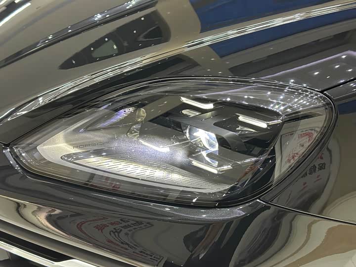 Фото 10 - Porsche Cayenne