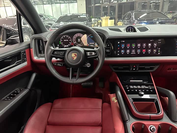 Фото 16 - Porsche Cayenne