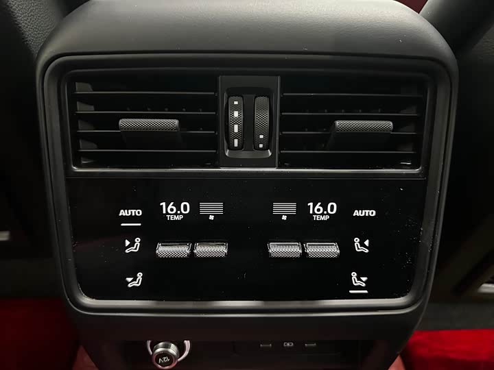 Фото 19 - Porsche Cayenne