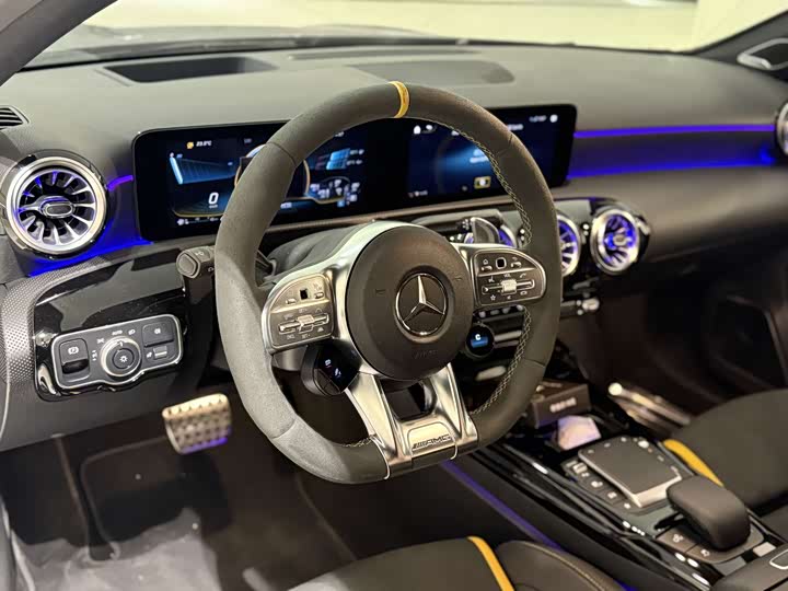 Фото 8 - Mercedes-Benz A-Class AMG