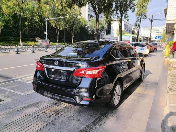 Фото 7 - Nissan Sylphy