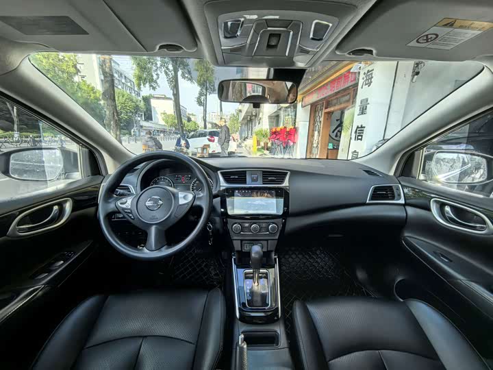 Фото 9 - Nissan Sylphy