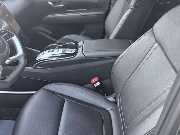 Фото 14 - Hyundai Tucson L