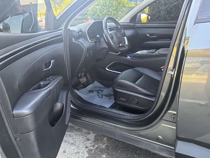 Фото 7 - Hyundai Tucson L