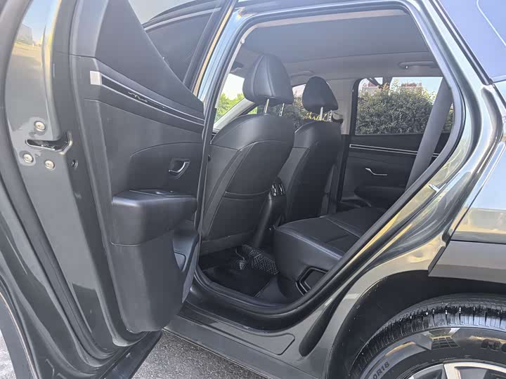 Фото 8 - Hyundai Tucson L