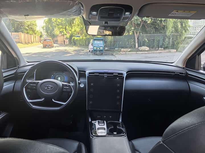 Фото 9 - Hyundai Tucson L