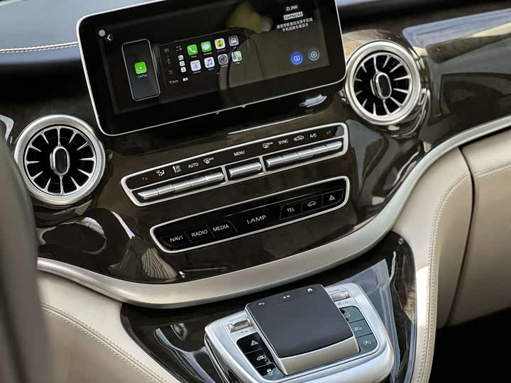 Фото 11 - Mercedes-Benz Vito