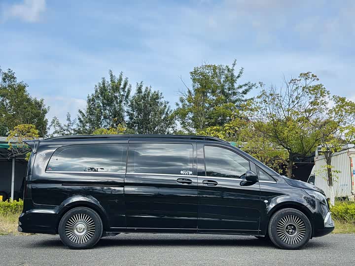 Фото 7 - Mercedes-Benz Vito