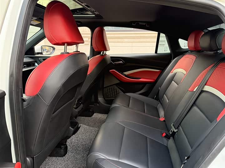 Фото 6 - MG Motor 5