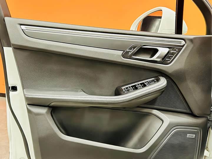 Фото 7 - Porsche Macan