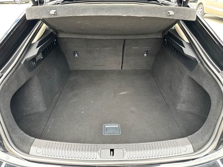 Фото 8 - Bestune B70