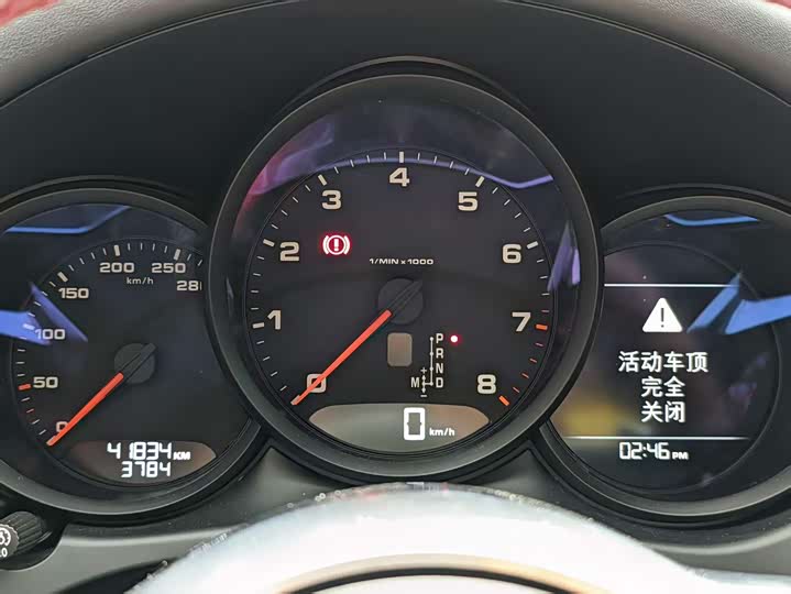 Фото 14 - Porsche Macan