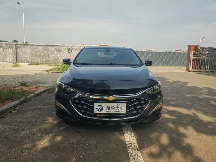 Фото 2 - Chevrolet Malibu XL