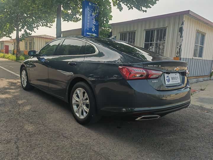 Фото 6 - Chevrolet Malibu XL