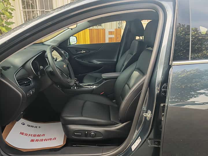 Фото 7 - Chevrolet Malibu XL