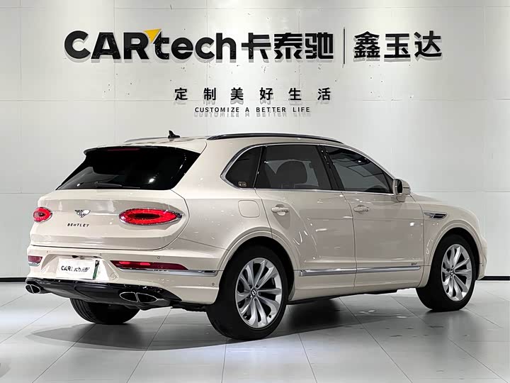 Фото 4 - Bentley Bentayga Hybrid