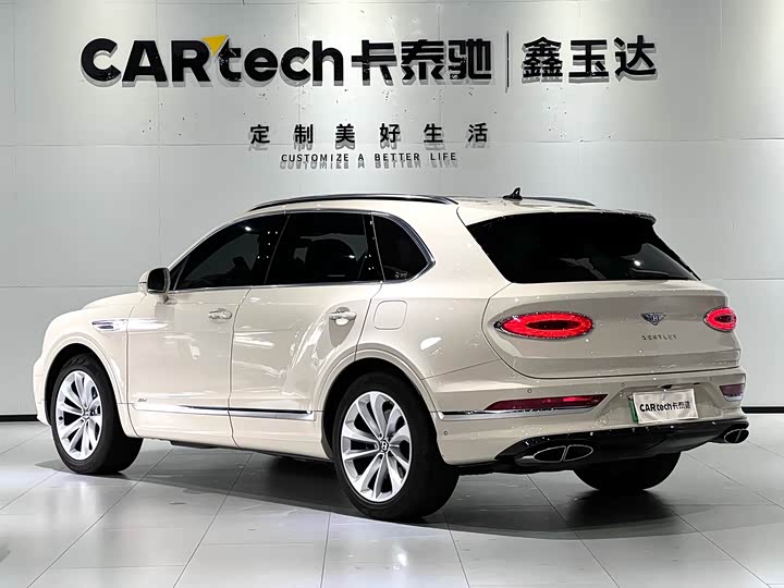 Фото 6 - Bentley Bentayga Hybrid