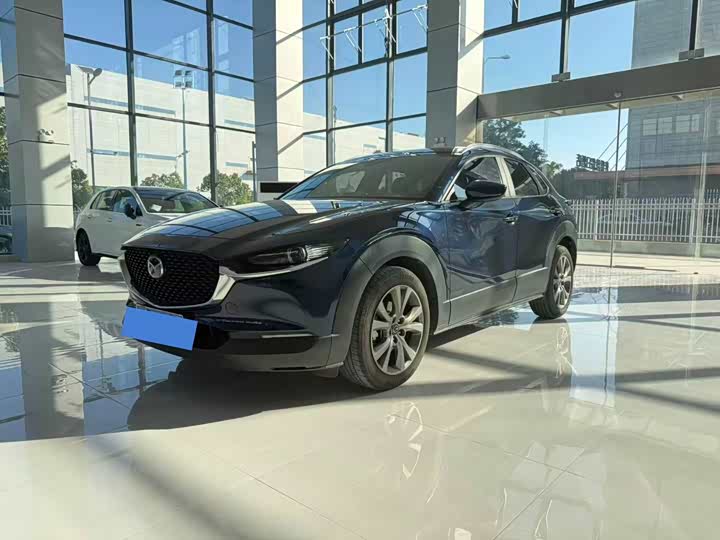 Фото 1 - Mazda CX-30