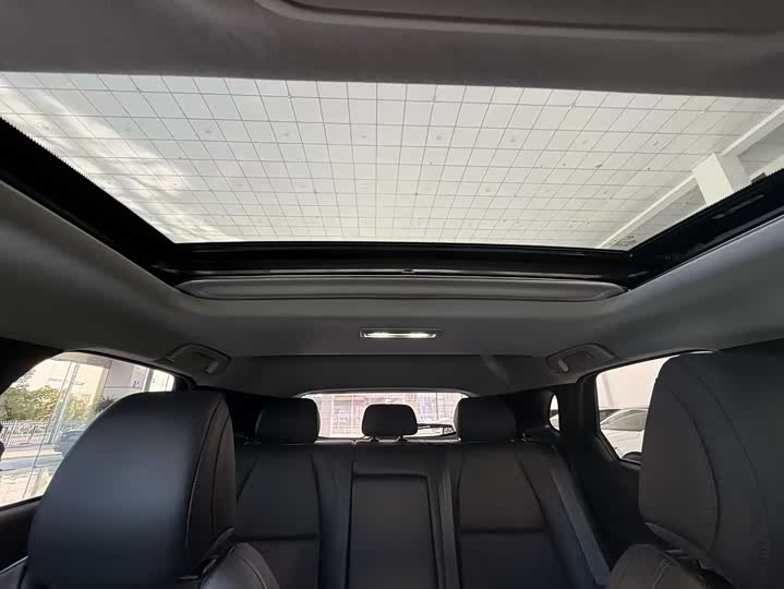 Фото 20 - Mazda CX-30