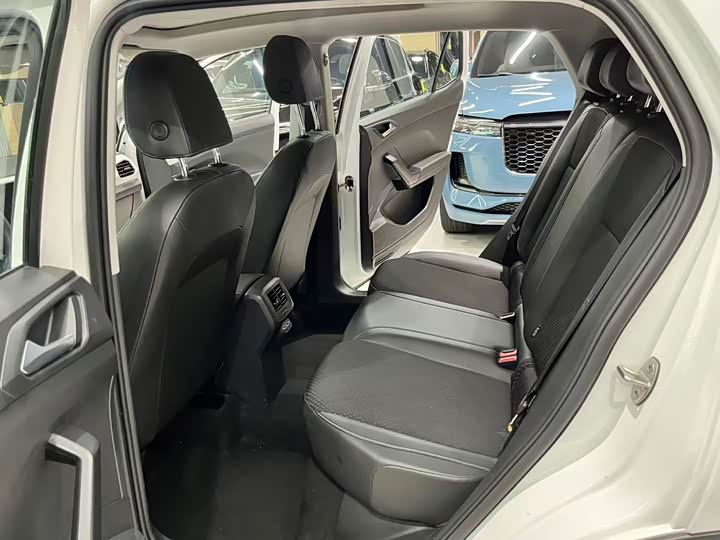 Фото 10 - Volkswagen Tacqua