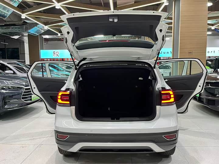 Фото 11 - Volkswagen Tacqua