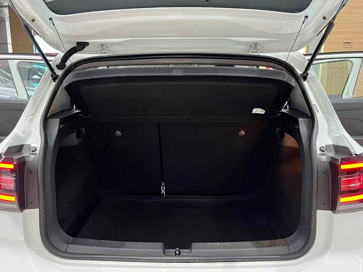 Фото 12 - Volkswagen Tacqua