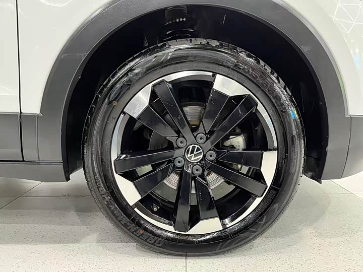 Фото 21 - Volkswagen Tacqua