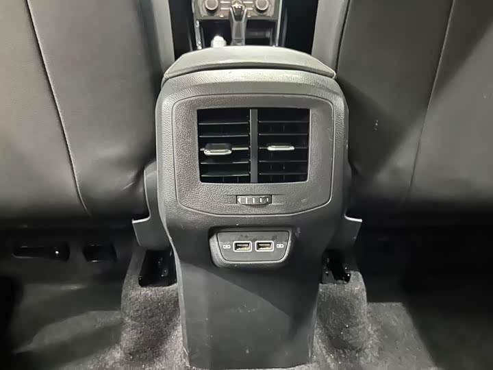 Фото 27 - Volkswagen Tacqua