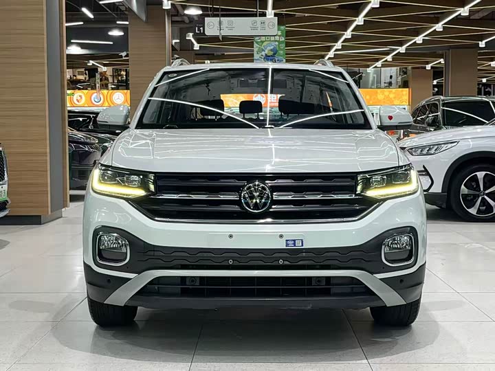 Фото 3 - Volkswagen Tacqua