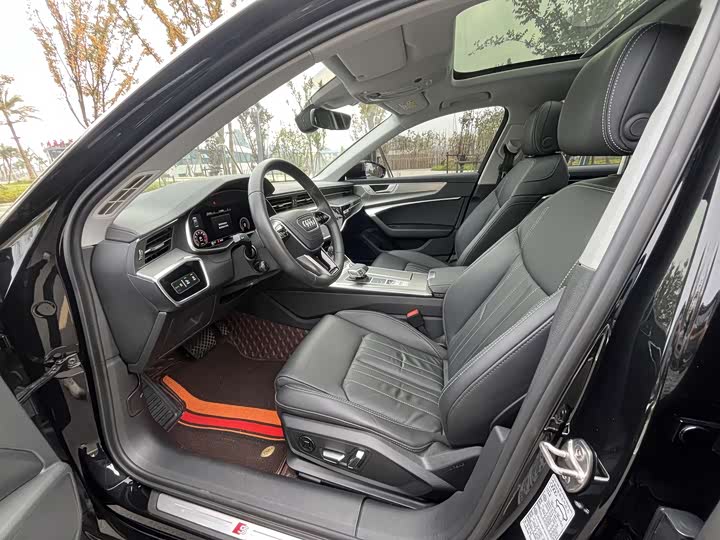 Фото 8 - Audi A6L