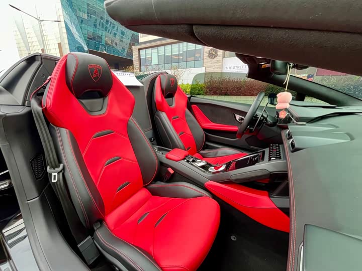 Фото 10 - Lamborghini Huracán