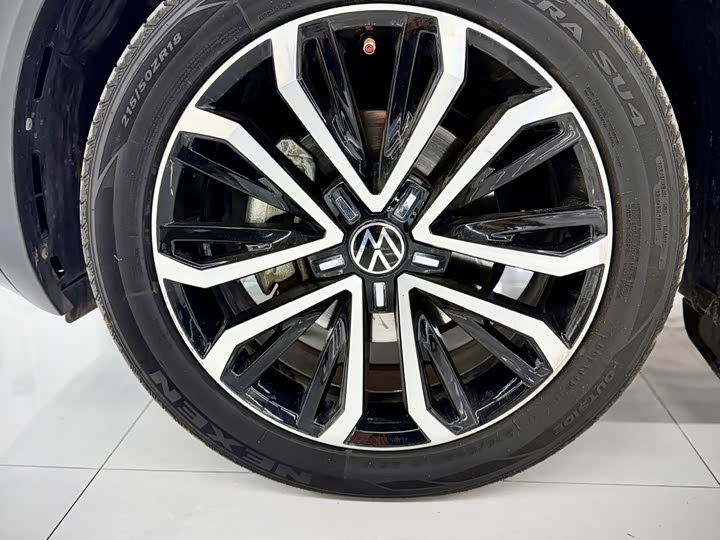 Фото 9 - Volkswagen T-Roc