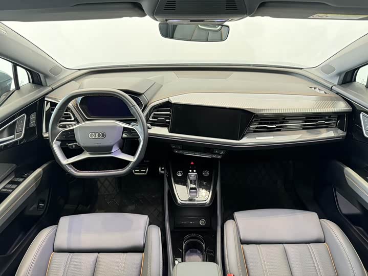 Фото 16 - Audi Q4 e-tron