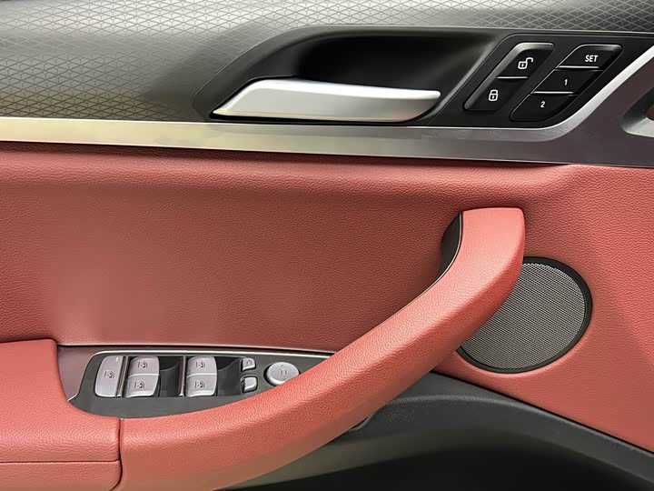 Фото 20 - BMW X3