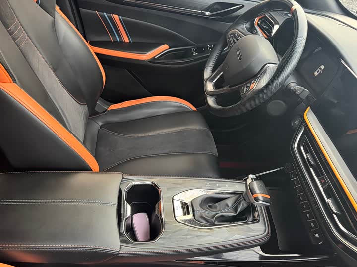 Фото 12 - Changan Oshan X5