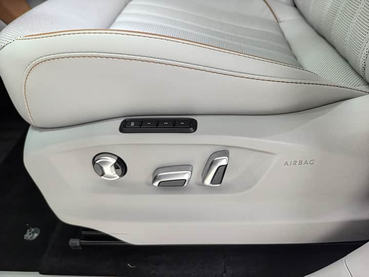 Фото 12 - Volkswagen Teramont Pro