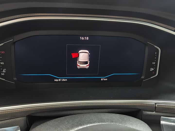 Фото 15 - Volkswagen T-Roc