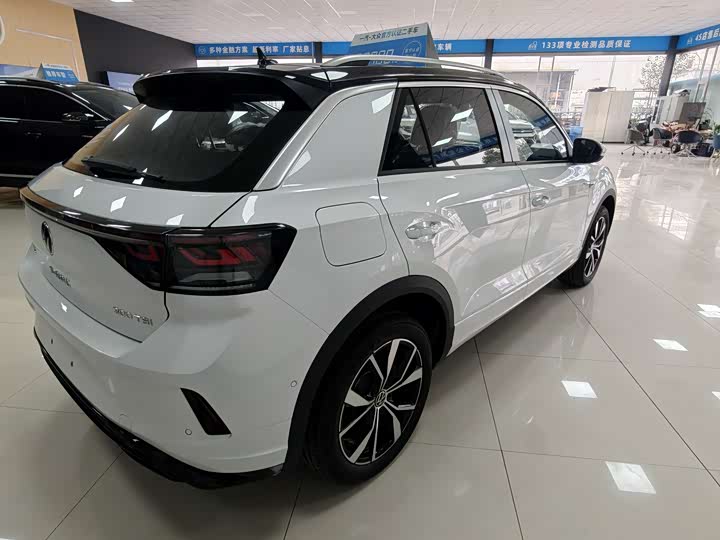 Фото 4 - Volkswagen T-Roc