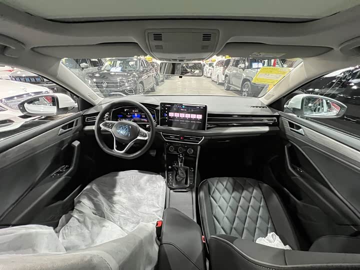 Фото 9 - Volkswagen Sagitar L