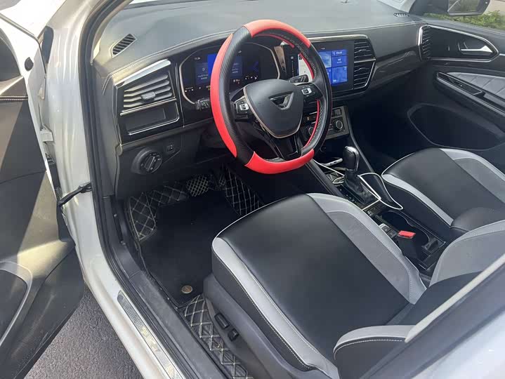 Фото 4 - Jetta VS7