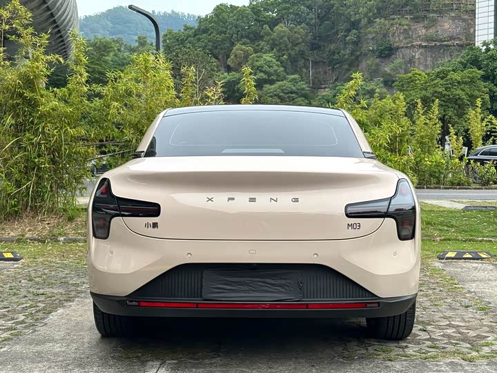 Фото 5 - XPeng Mona M03