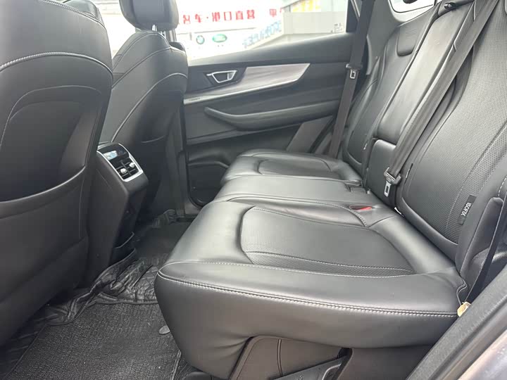 Фото 10 - Chery Tiggo 8