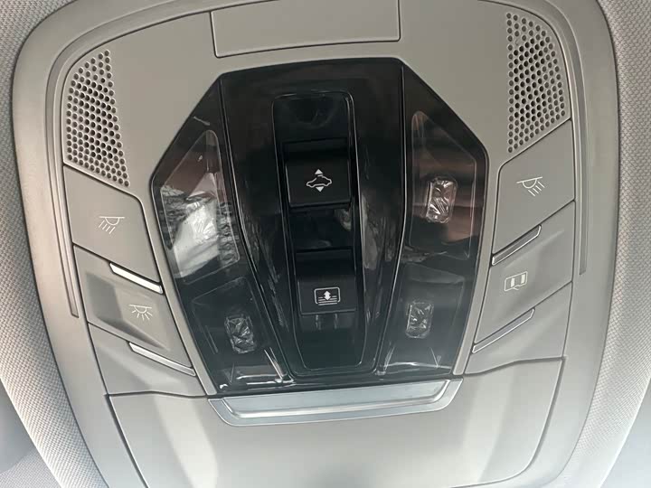 Фото 9 - Chery Tiggo 8