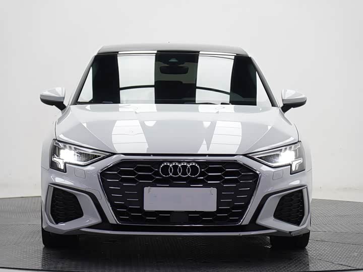 Фото 2 - Audi A3