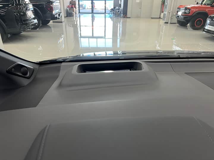 Фото 23 - Toyota Alphard