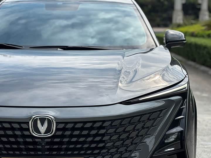 Фото 12 - Changan UNI-T