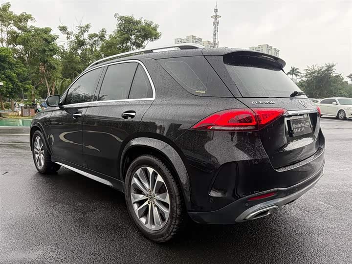 Фото 8 - Mercedes-Benz GLE-Class